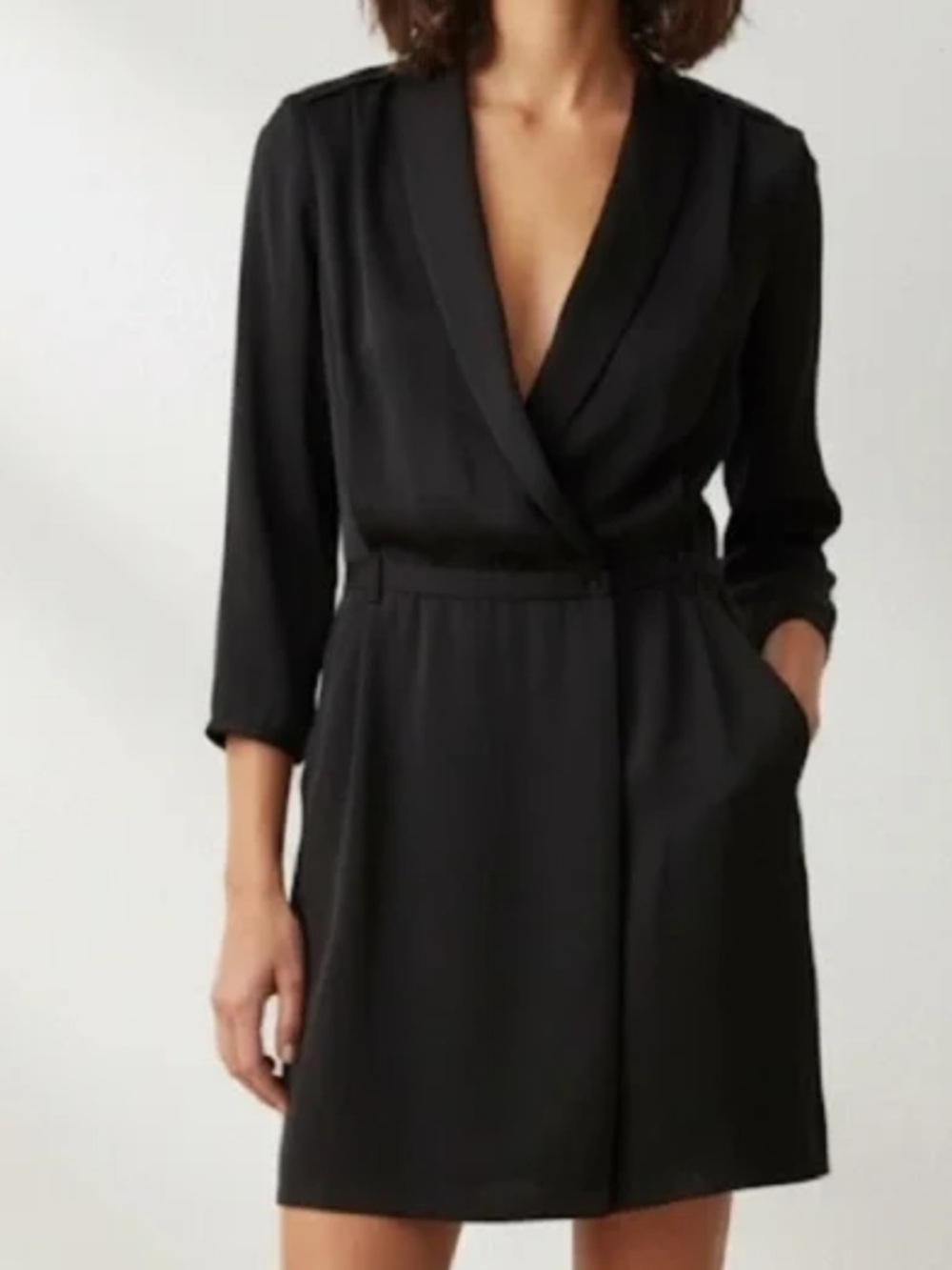 WILFRED ARITZIA FRANCE WRAP BLACK MINI DRESS SIZE 4